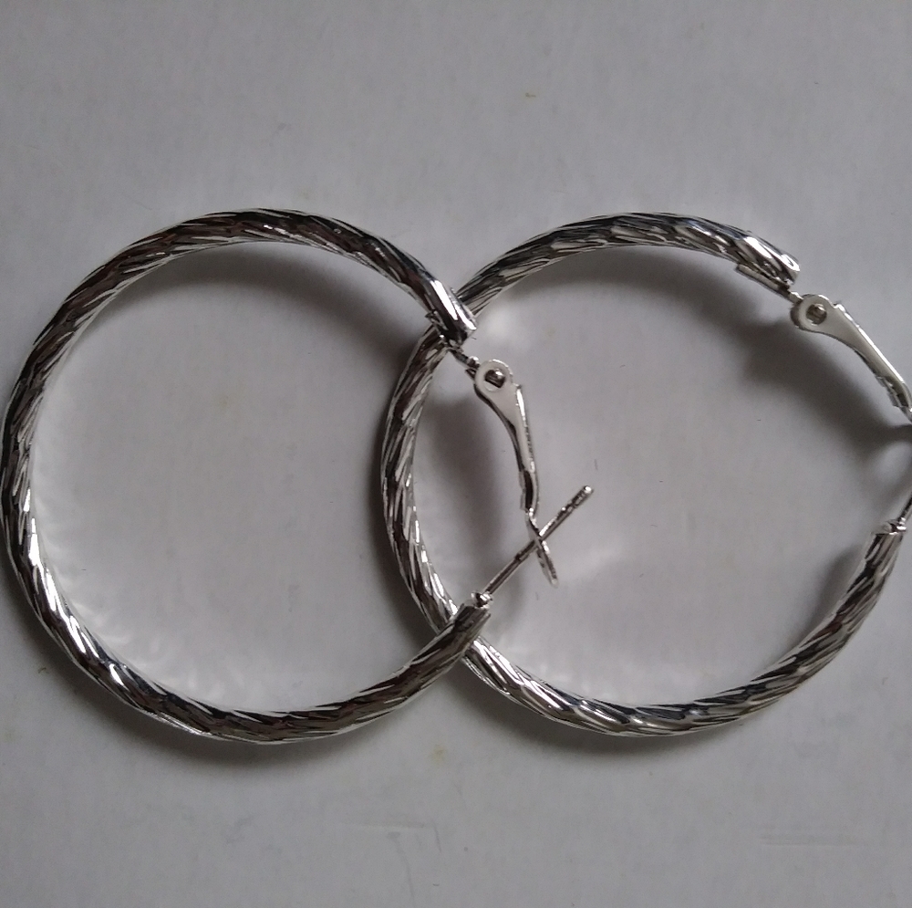 💥NEW💥 Sterling Silver Earrings